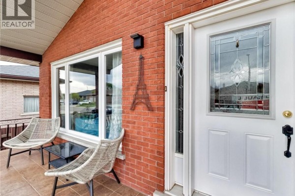 18 Pavarotti Court, Hamilton, ON, photo 3