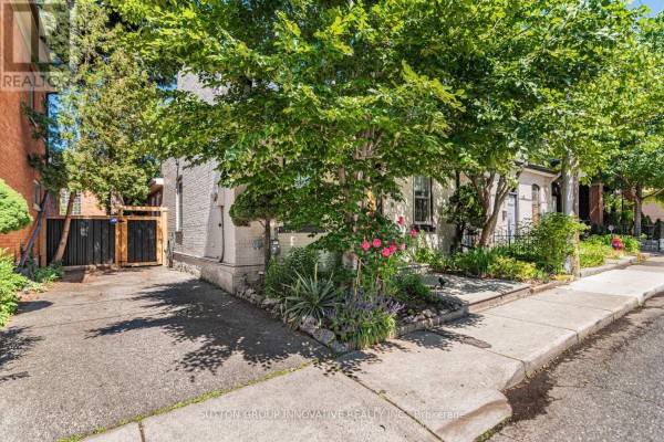 18 Pearl Street S, Hamilton, ON, photo 3