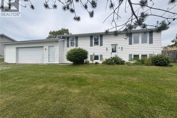 Recreation room - 18 Prince William Street, St George, NB E5C3L8 Photo 4