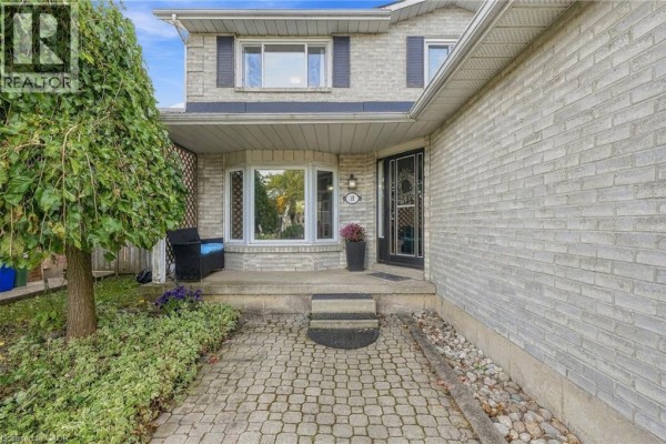 Recreation room - 18 Rowntree Drive, Hamilton, ON L8W2M8 Photo 2