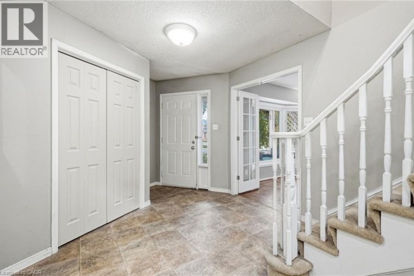 Cold room - 18 Rowntree Drive, Hamilton, ON L8W2M8 Photo 4