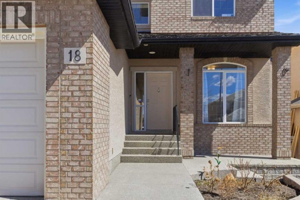 Foyer - 18 Royal Crest Way Nw, Calgary, AB T3G4M8 Photo 3