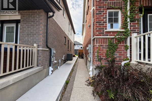 18 Spachman Street Unit# Lower, Kitchener, ON, photo 2