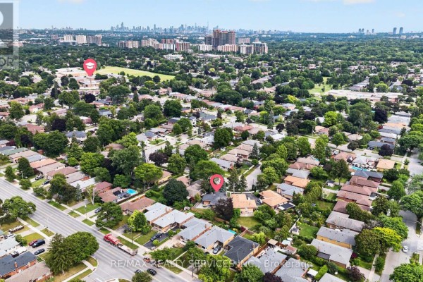 18 Spencely Court, Toronto, ON, photo 3