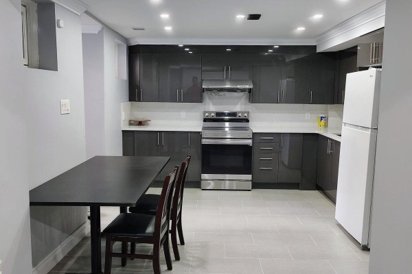 Kitchen - 18 Stevensgate Drive, Ajax, ON L1T4Z3 Photo 2