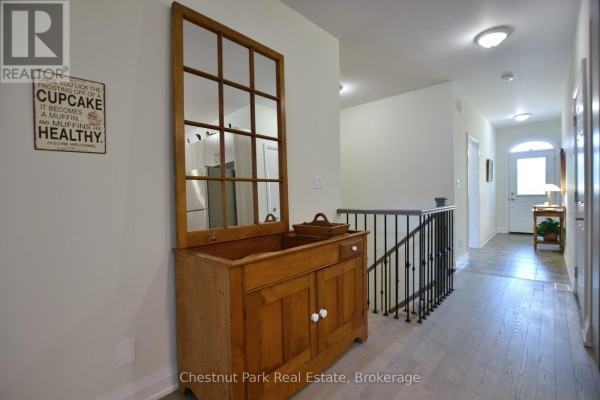 Primary Bedroom - 18 Sutton Lane, Collingwood, ON L9Y0Z6 Photo 4