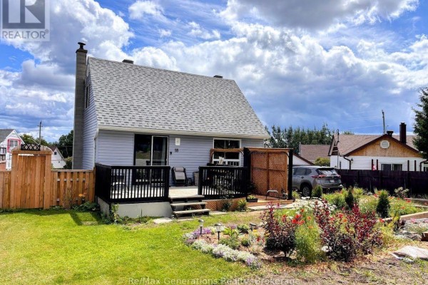 18 Swallow Drive, Manitouwadge