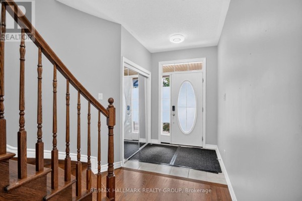 18 Sweetbay Circle, Ottawa, ON K2S0W8 Photo 4