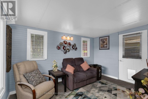 Sunroom - 18 Temagami Trail, Wasaga Beach, ON L9Z1X7 Photo 5