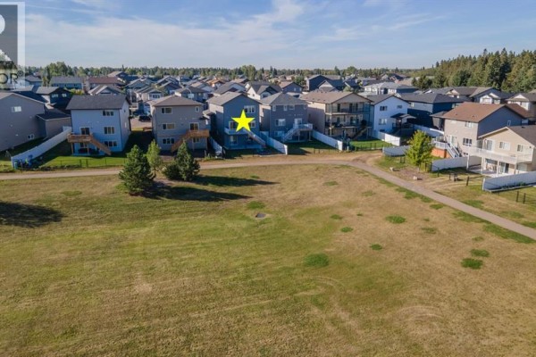 18 Thorne Place, Red Deer, AB, photo 3