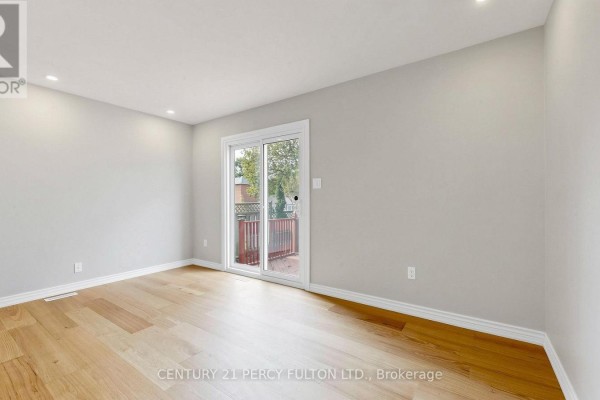 Bedroom 2 - 18 Tipton Crescent, Ajax, ON L1T2L1 Photo 5