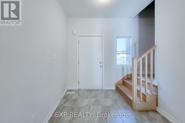Primary Bedroom - 18 Trailside Drive, Haldimand, ON N0A1S0 Photo 4