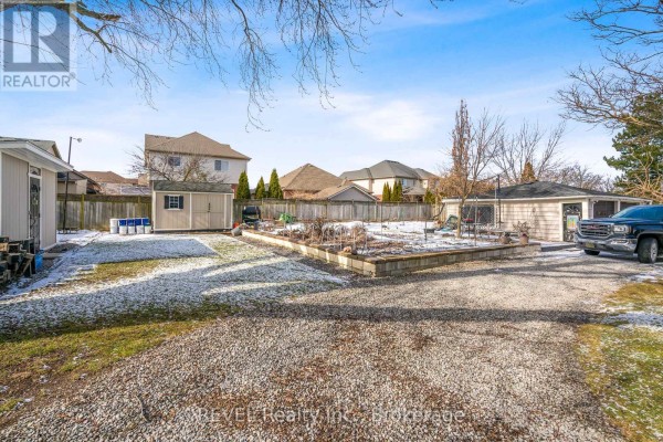 18 Valley Road, St  Catharines, ON, photo 3