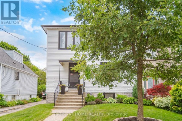 18 Vanbrugh Avenue, Toronto, ON, photo 2