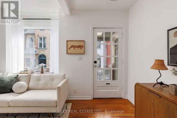 Bedroom 2 - 18 Virtue Street, Toronto, ON M6R1C2 Photo 5