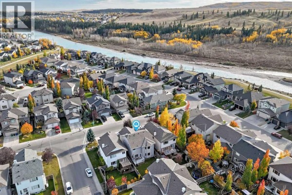 18 West Pointe Way, Cochrane, AB, photo 3