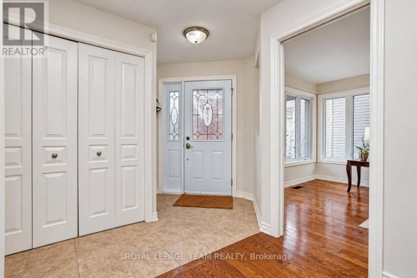 Family room - 18 Wheeler Street, Ottawa, ON K2J3B6 Photo 2