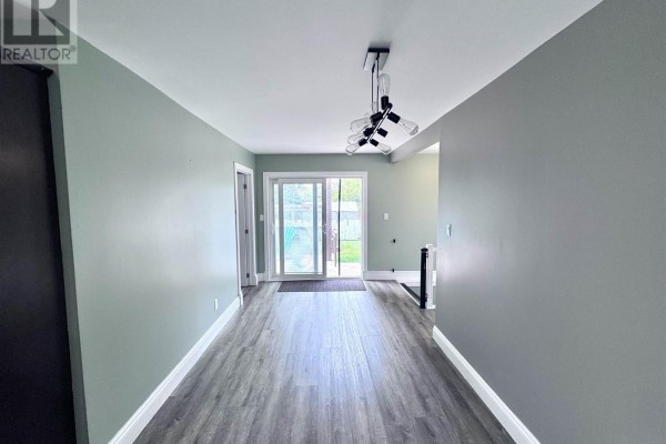 18 Wood Ave, Wawa Photo 4