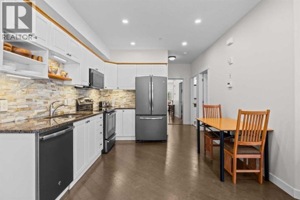 Foyer - 180, 223 Tuscany Springs Boulevard Nw, Calgary, AB T3L2M2 Photo 3