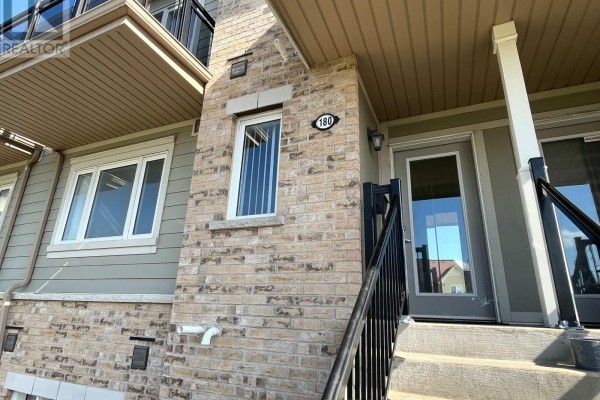 180 - 250 Sunny Meadow Boulevard, Brampton, ON L6R3Y6 Photo 2