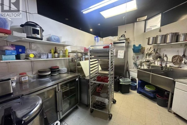180 3665 Kingsway, Vancouver, BC V5R5W2 Photo 2