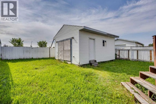 Primary Bedroom - 180 Cokerill Crescent, Fort Mcmurray, AB T9K2J2 Photo 4