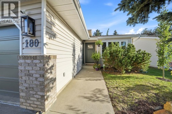 180 Dixon Crescent, Red Deer, AB, photo 3