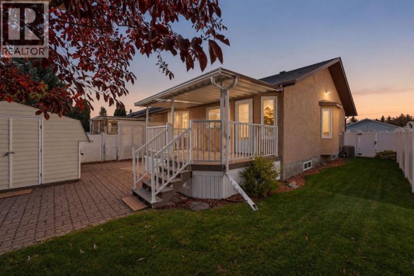 Bedroom - 180 Doran Crescent, Red Deer, AB T4R2K3 Photo 3