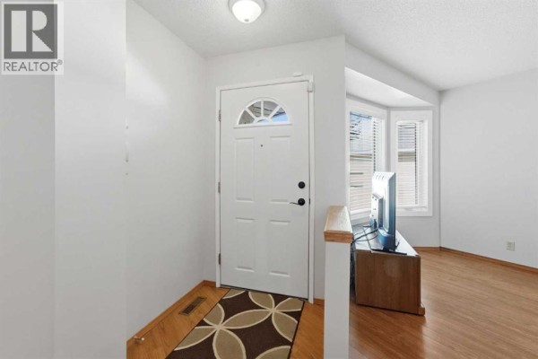 Breakfast - 180 Doran Crescent, Red Deer, AB T4R2K3 Photo 4