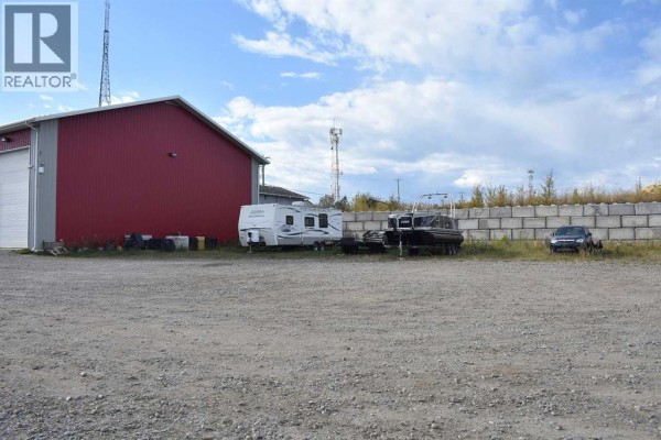 180 Felaber Road, Hinton, AB T7V1Z8 Photo 4