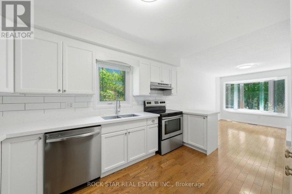 Kitchen - 180 Lawrence Lane, Pelham, ON L2S1E4 Photo 4