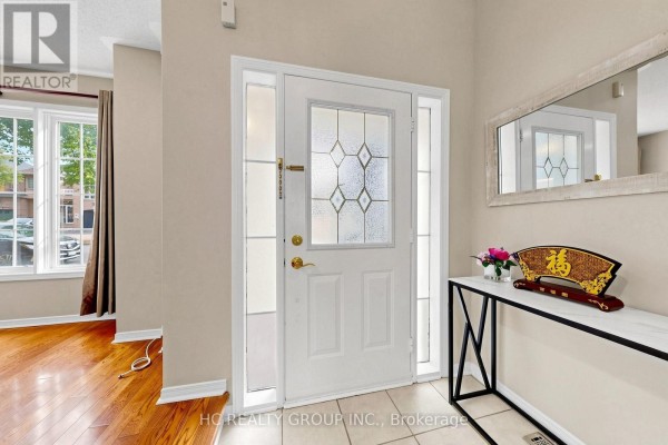 Eating area - 180 Trail Ridge Lane, Markham, ON L6C2C5 Photo 3