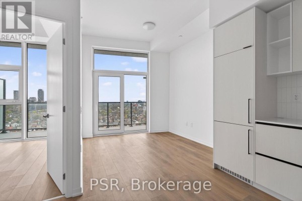 1801 - 10 Graphophone Grove, Toronto, ON M6H0E5 Photo 5