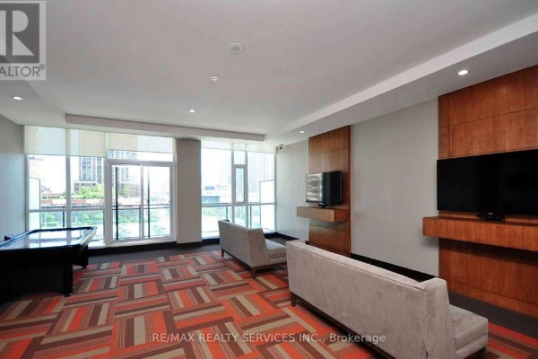 1801 - 4099 Brickstone Mews, Mississauga, ON L5B0G2 Photo 4