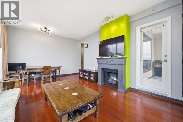 1801 6833 Station Hill Drive, Burnaby, BC V3N5E1 Photo 5