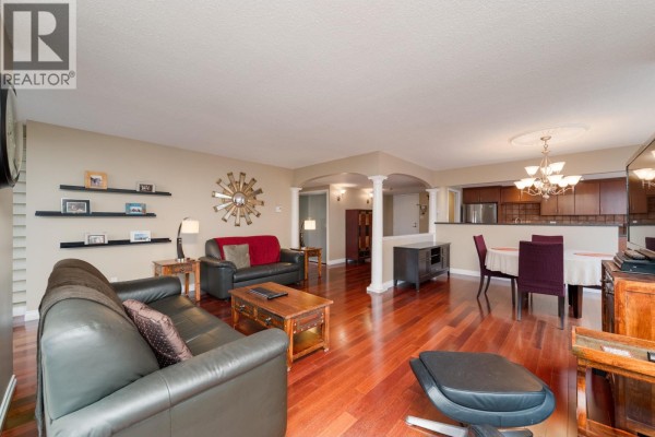 1801 717 Jervis Street, Vancouver, BC V6E4L5 Photo 4