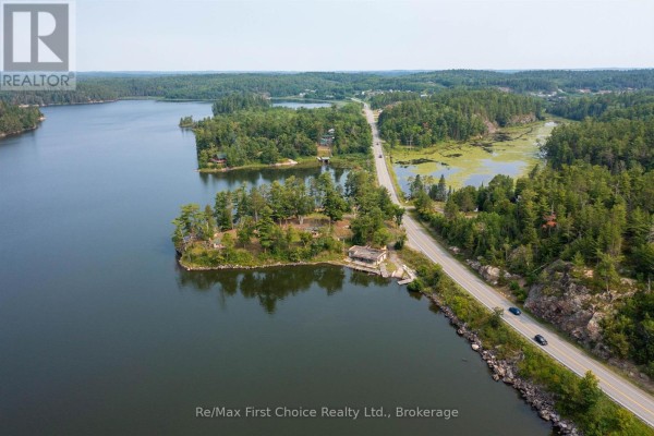 1801 Hwy 71, Sioux Narrows Nestor Falls, ON P0X1K0 Photo 3