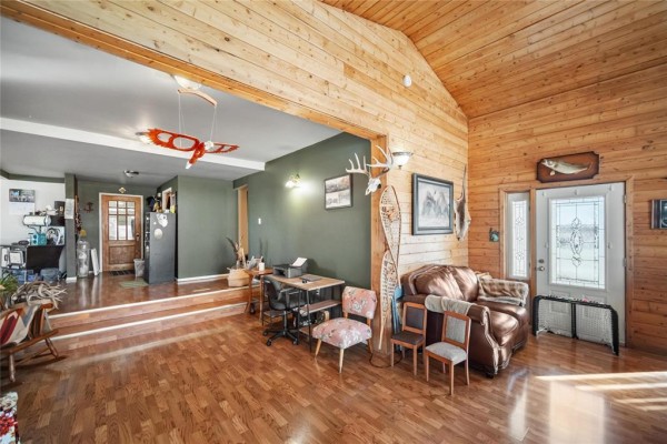 Bedroom - 18019 Pth 6 Highway, St Laurent, MB R0C2S0 Photo 5