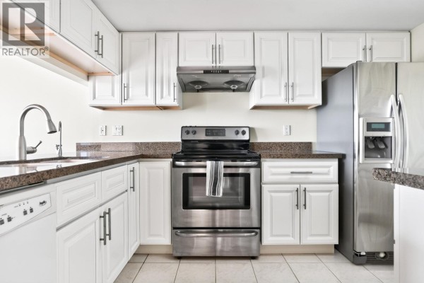 1802 1190 Pipeline Road, Coquitlam, BC V3B7T9 Photo 5