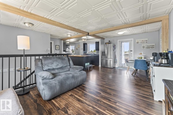 Laundry room - 1802 12 St, Cold Lake, AB T9M1L8 Photo 4