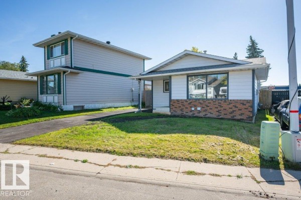 Dining room - 18023 73 Av Nw, Edmonton, AB T5T3K2 Photo 2