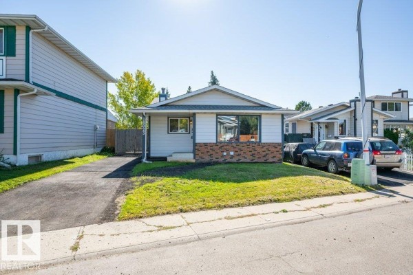 Kitchen - 18023 73 Av Nw, Edmonton, AB T5T3K2 Photo 3