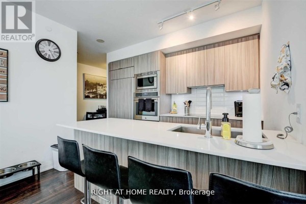 Dining room - 1803 - 56 Annie Craig Drive, Toronto, ON M8V0C5 Photo 3