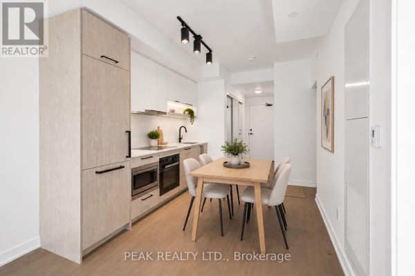 Kitchen - 1803 - 91 Montclair Avenue, Toronto, ON M5P0B1 Photo 4