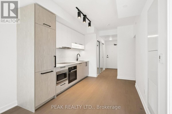 Family room - 1803 - 91 Montclair Avenue, Toronto, ON M5P0B1 Photo 5