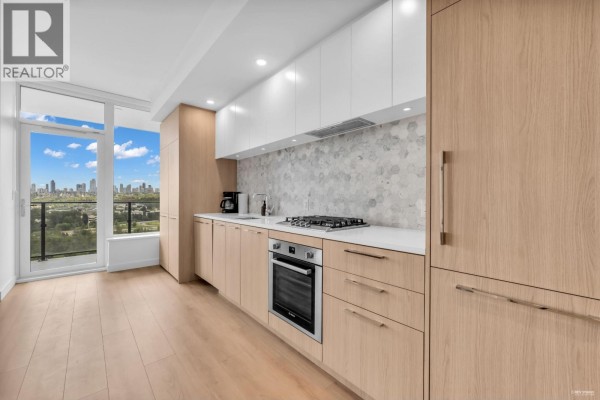 1803 2425 Alpha Avenue, Burnaby, BC V5C0N6 Photo 3