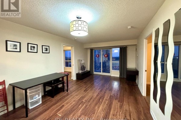 Dining room - 1804 - 151 Village Green Square, Toronto, ON M1S0K5 Photo 2