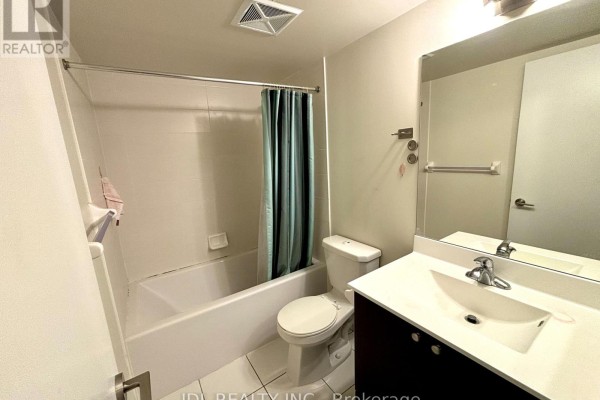 1804 - 151 Village Green Square, Toronto, ON M1S0K5 Photo 5
