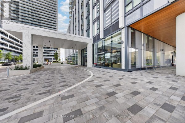 1804 - 27 Korda Gate, Vaughan, ON L4K0P6 Photo 5