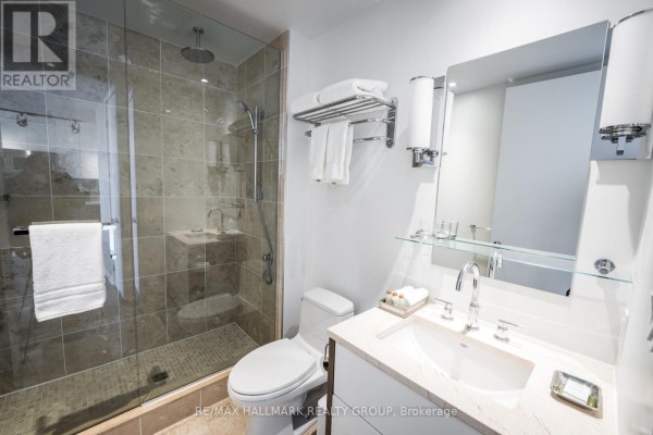 Kitchen - 1805 - 111 Champagne Avenue, Ottawa, ON K1S5V3 Photo 3